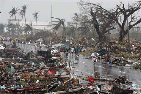 Philippines: Super Typhoon Haiyan (Yolanda) .